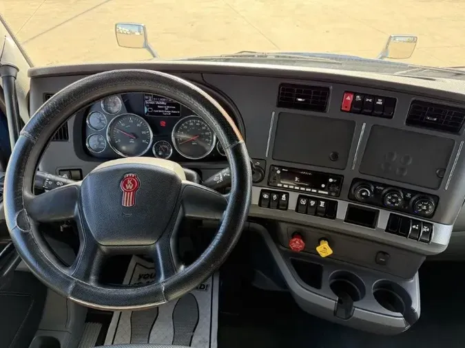 2022 Kenworth T680