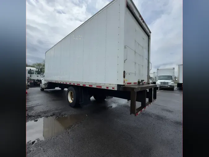 2019 FREIGHTLINER M2 106