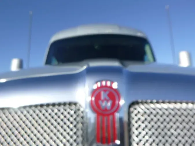 2022 Kenworth T680