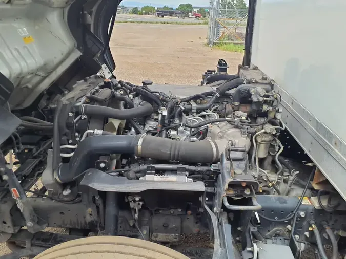 2019 ISUZU NPR