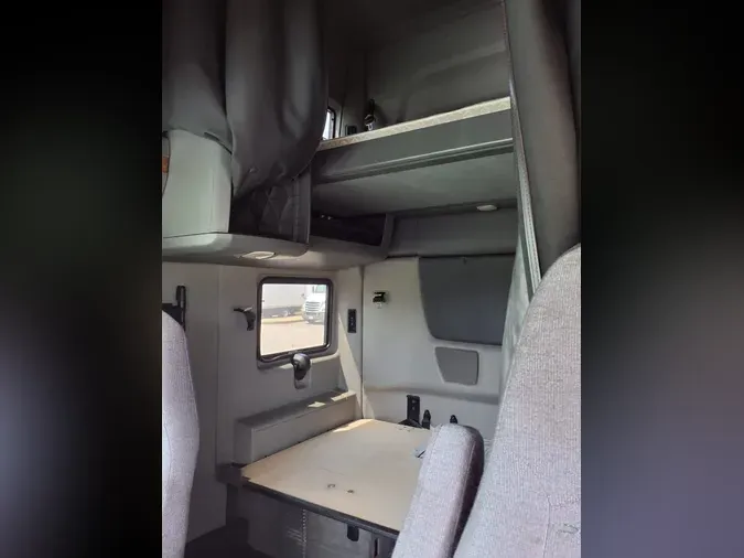 2019 NAVISTAR INTERNATIONAL LT625 SLPR CAB46717fc2a79b4123636f6571a9a2852c