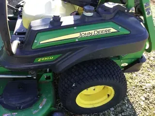 2015 John Deere Z930M