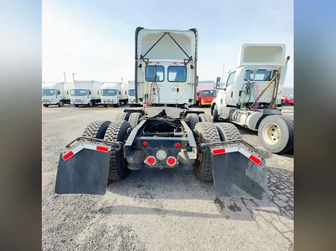 2018 FREIGHTLINER/MERCEDES CASCADIA 125