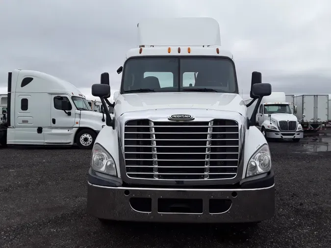 2014 FREIGHTLINER/MERCEDES CASCADIA 125