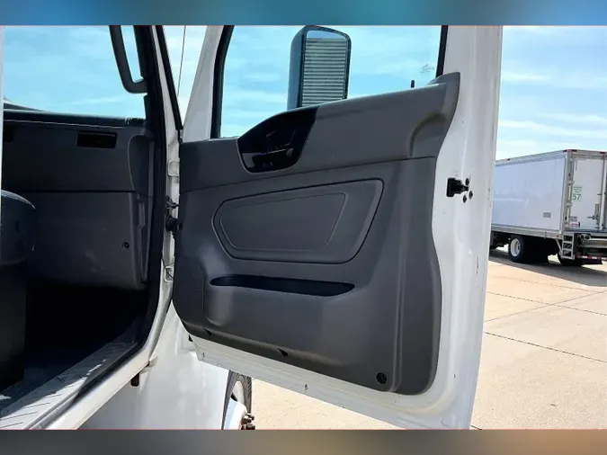2021 INT MV607