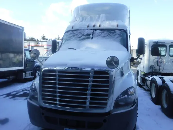 2020 FREIGHTLINER/MERCEDES CASCADIA 125