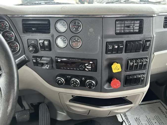 2020 Peterbilt 579