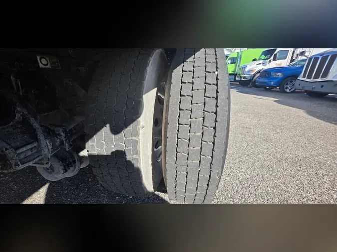 2020 Peterbilt 337468b3b5006997c9a3b74ad56a66f1b92