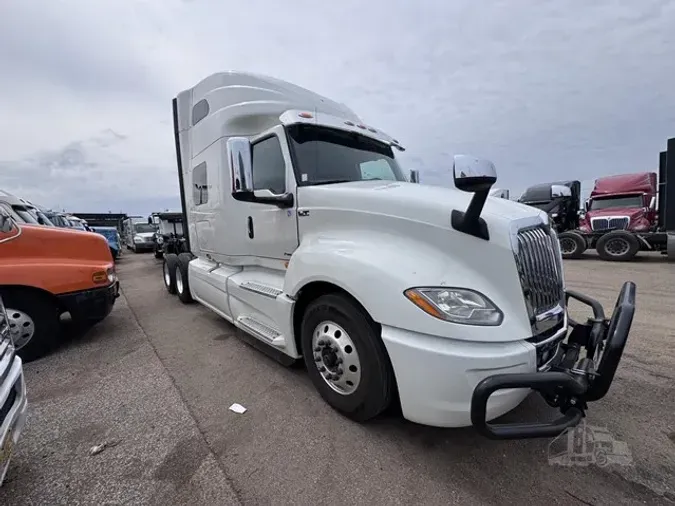 2019 INTERNATIONAL LT