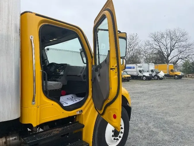 2018 Freightliner M2