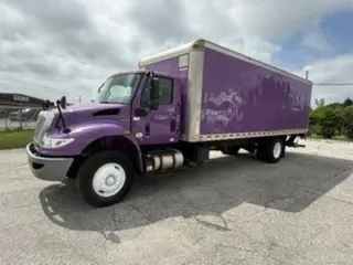 2020 NAVISTAR INTERNATIONAL MV607 (4X2)