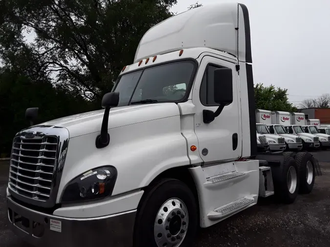 2018 FREIGHTLINER/MERCEDES CASCADIA 125469a12850c9867e3d4aa089de9e4b373