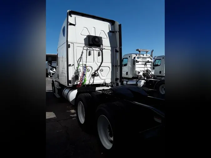 2018 FREIGHTLINER/MERCEDES PT126064ST