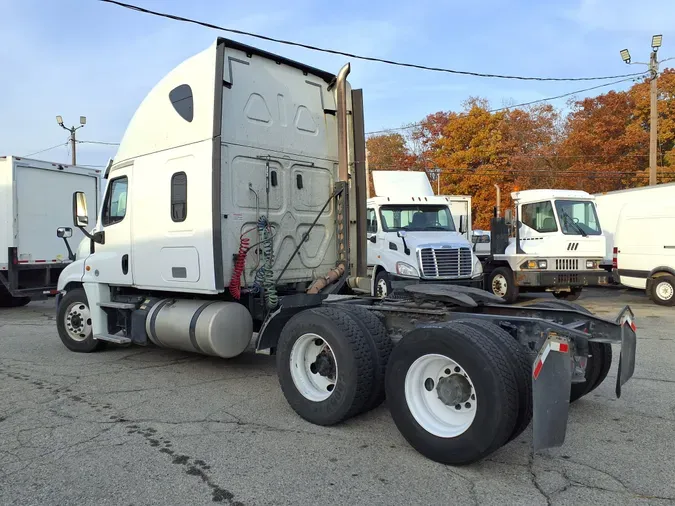 2018 FREIGHTLINER/MERCEDES CASCADIA 125