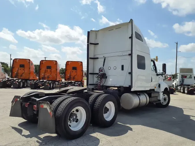 2020 NAVISTAR INTERNATIONAL LT625 SLPR CAB