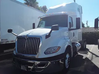 2019 NAVISTAR INTERNATIONAL LT625 SLPR CAB