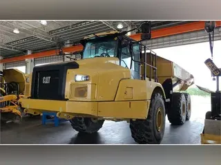 2019 CATERPILLAR 745