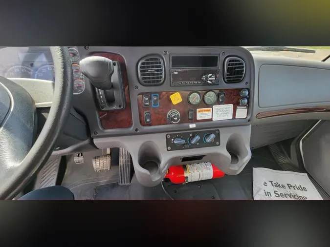 2019 Freightliner Business Class M2 106