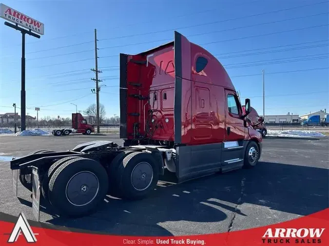 2021 FREIGHTLINER CA126