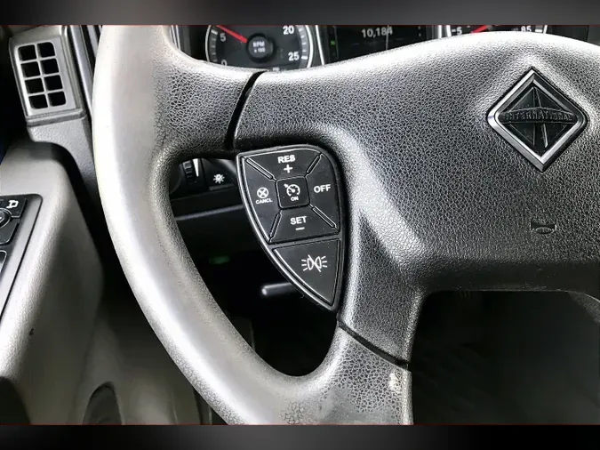 2022 INT LT625 6x4