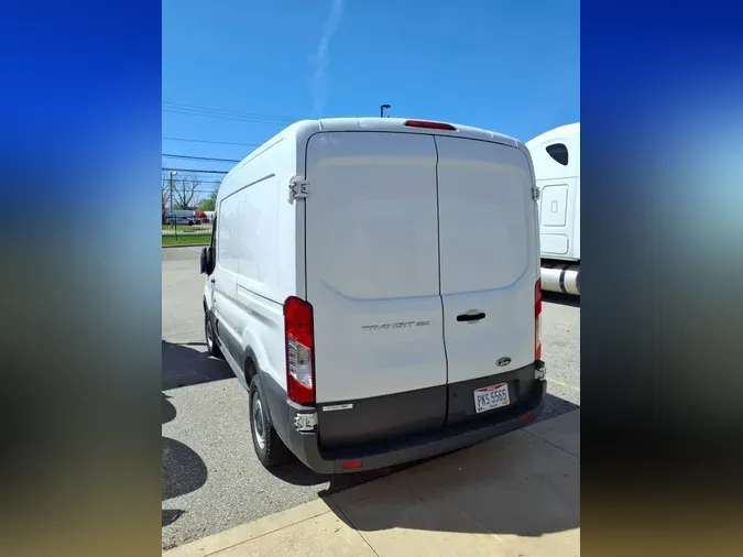 2017 FORD MOTOR COMPANY TRANSIT 250 MED ROOF