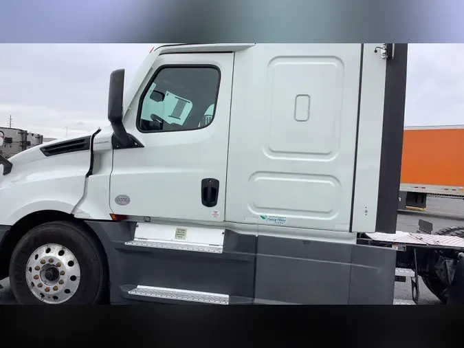 2021 Freightliner Cascadia 12646b46aebdf9dab344fb93bf9300eda99