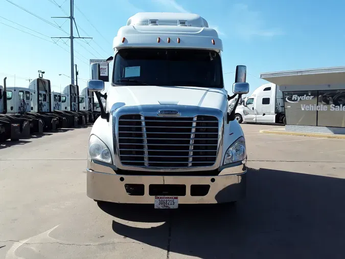 2020 FREIGHTLINER/MERCEDES CASCADIA 125