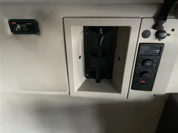 2018 VOLVO VNL670