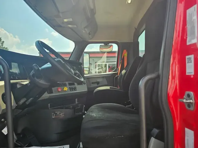 2019 FREIGHTLINER NEW CASCADIA 116