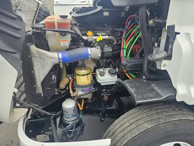 2019 FREIGHTLINER CASCADIA 113