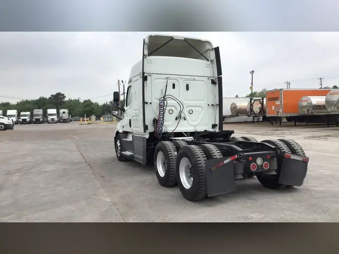 2020 Freightliner Cascadia