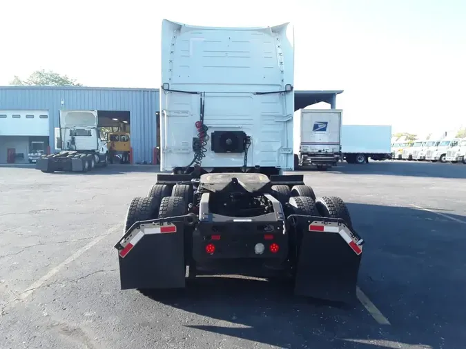 2020 VOLVO VNL64T-760