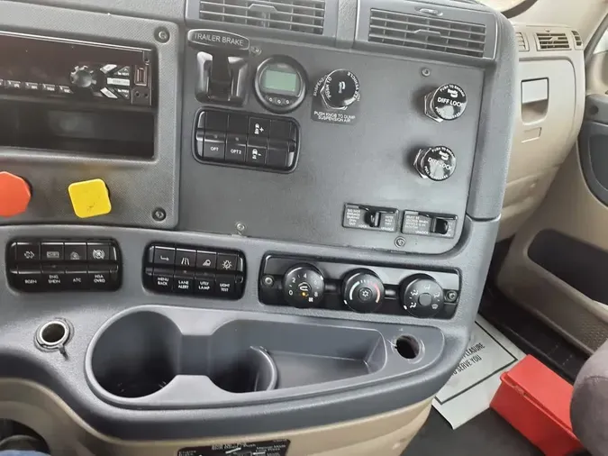 2019 FREIGHTLINER/MERCEDES CASCADIA 125