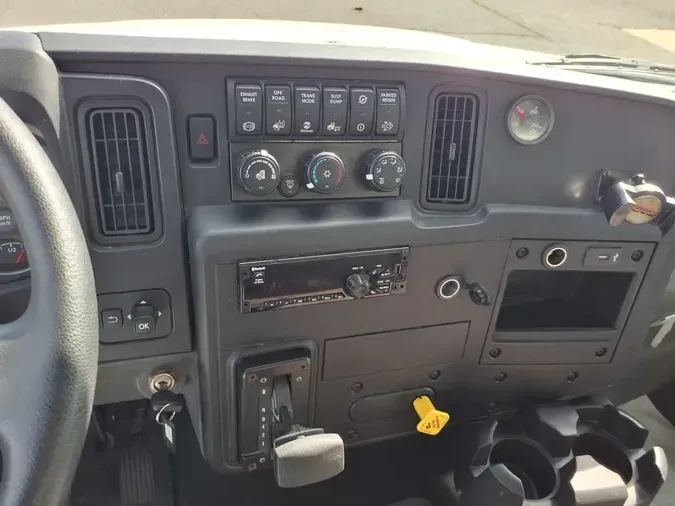 2020 NAVISTAR INTERNATIONAL MV607 (4X2)