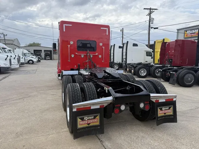 2022 Peterbilt 389