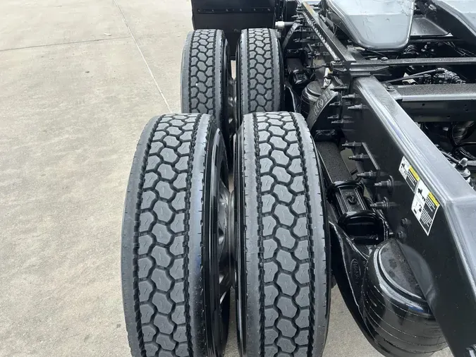 2020 Peterbilt 567