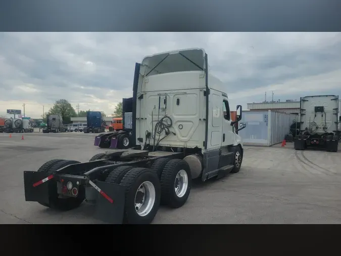 2020 Freightliner Cascadia