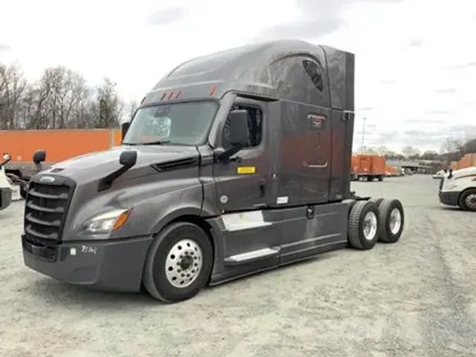 2023 Freightliner Cascadia