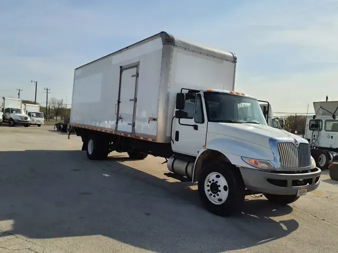 2019 NAVISTAR INTERNATIONAL 4300