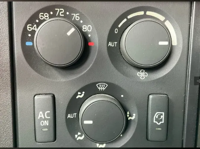 2025 VOLVO VNL64T74046d352f903c83421d263892d2821a86a