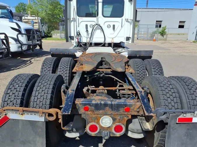2018 FREIGHTLINER CASCADIA 125