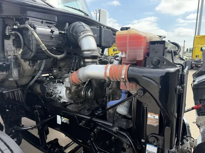 2020 Peterbilt 57946da11243e1d8f55e1867afd80586042