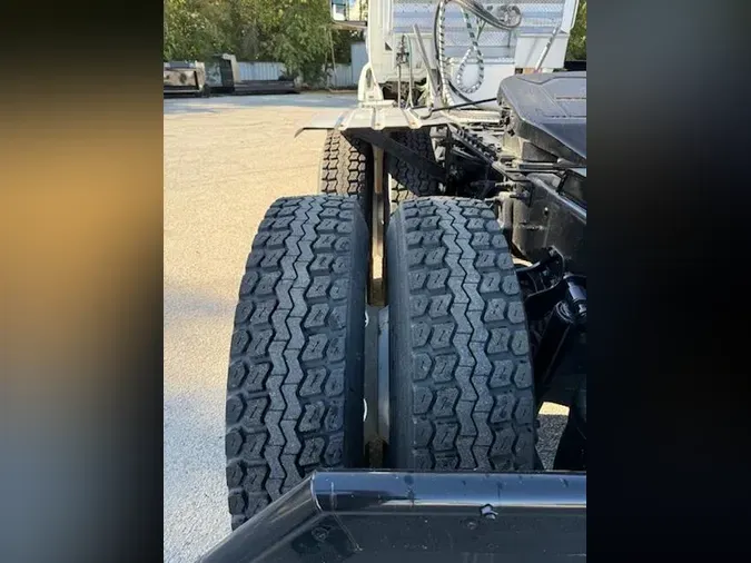 2018 International LT625