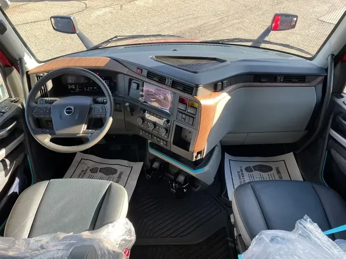 2026 VOLVO VNL64T86046db9cdeacb4a9b49e8e477ba9a15443