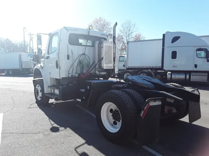 2017 FREIGHTLINER/MERCEDES M2 106