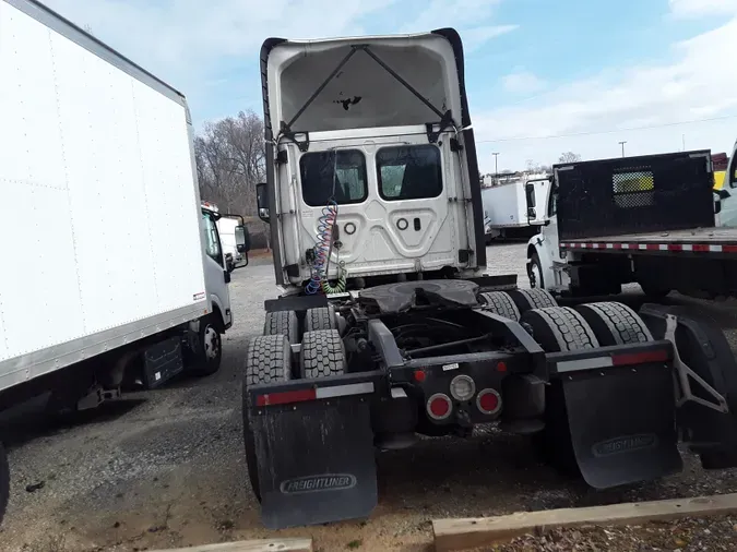 2019 FREIGHTLINER/MERCEDES NEW CASCADIA PX12664