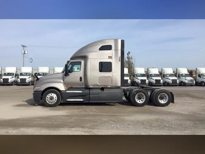 2022 International LT46e7eb7457020efbfd15f2d73dea5caa
