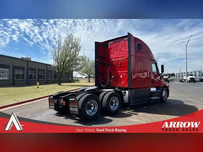 2023 FREIGHTLINER CA126