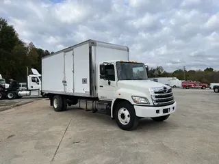 2013 HINO 338