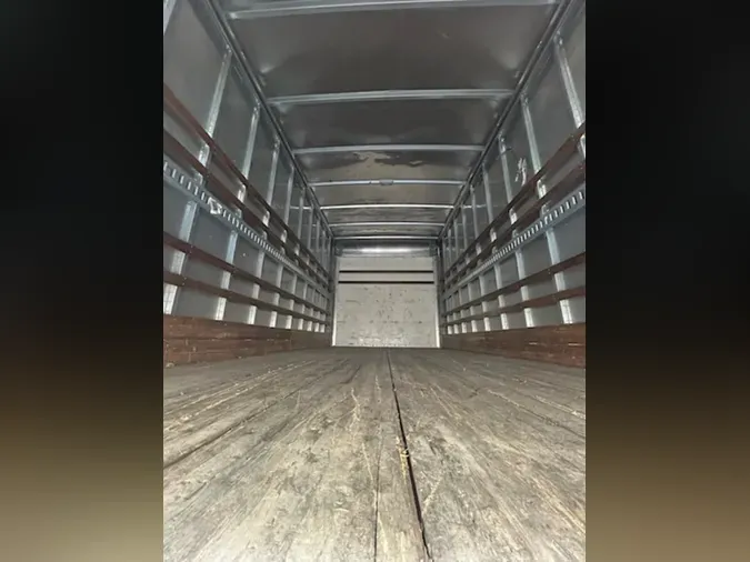 2018 ISUZU NPR HD